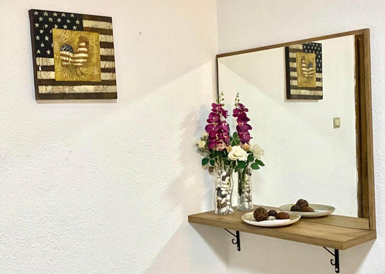 Nesi Apartmenti Pristina Kültér fotó