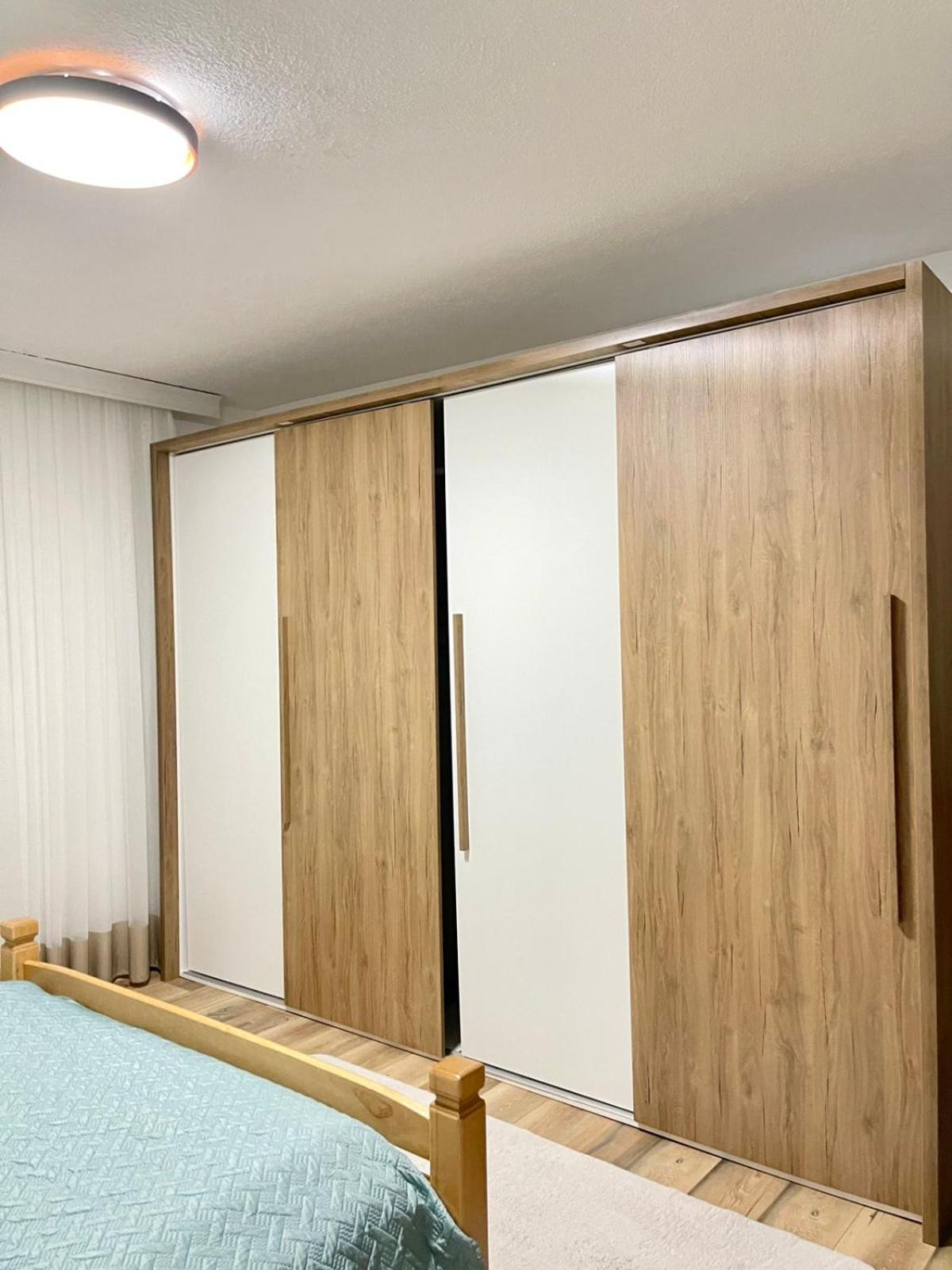 Nesi Apartmenti Pristina Kültér fotó